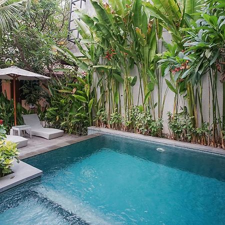 Dee Mansion Hotell Denpasar Eksteriør bilde