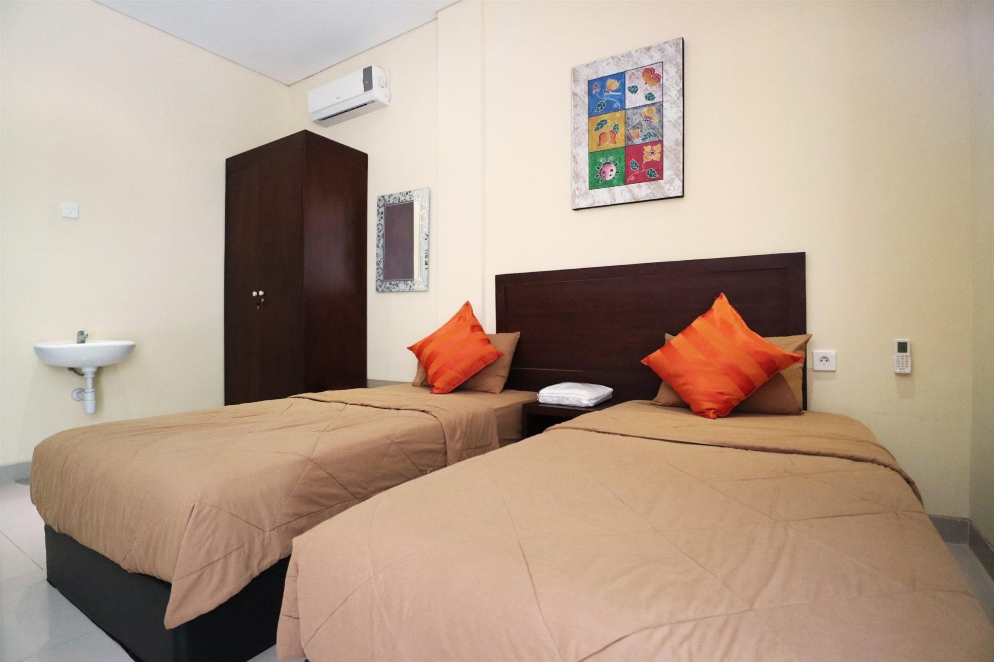 Dee Mansion Hotell Denpasar Eksteriør bilde